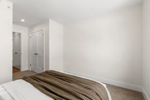 $424,000 | 15 Suffolk Drive, Unit 5, Concord, NH 03303