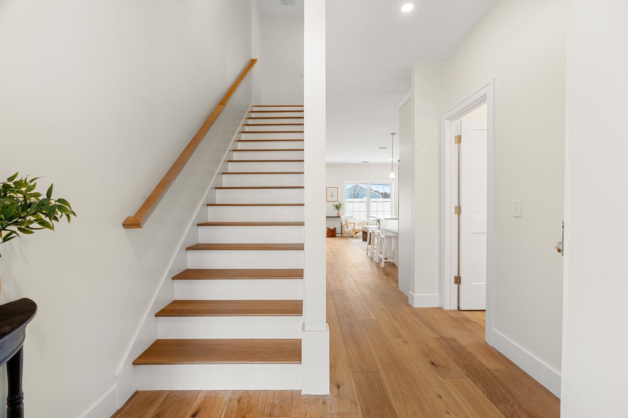 15 Suffolk Drive, Unit 5 Concord, NH 03303 - Photo 3 of 42