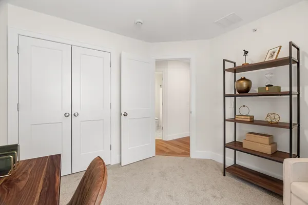 $424,000 | 15 Suffolk Drive, Unit 5, Concord, NH 03303