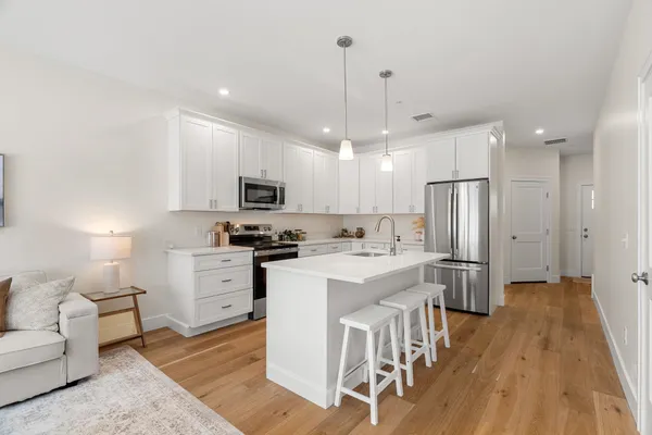 $424,000 | 15 Suffolk Drive, Unit 5, Concord, NH 03303
