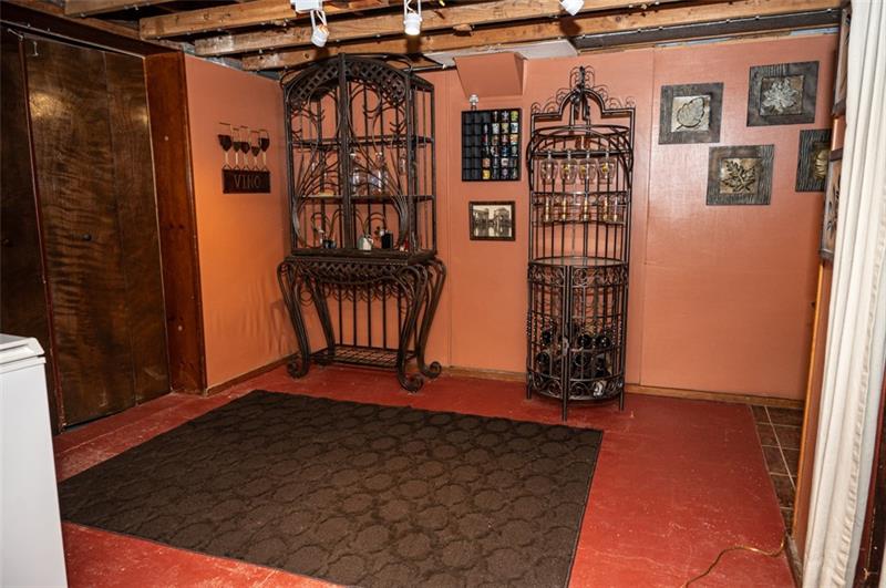 137 Naugle Road Beaver Falls, PA 15010 - Photo 34 of 39 Gallery Image 34