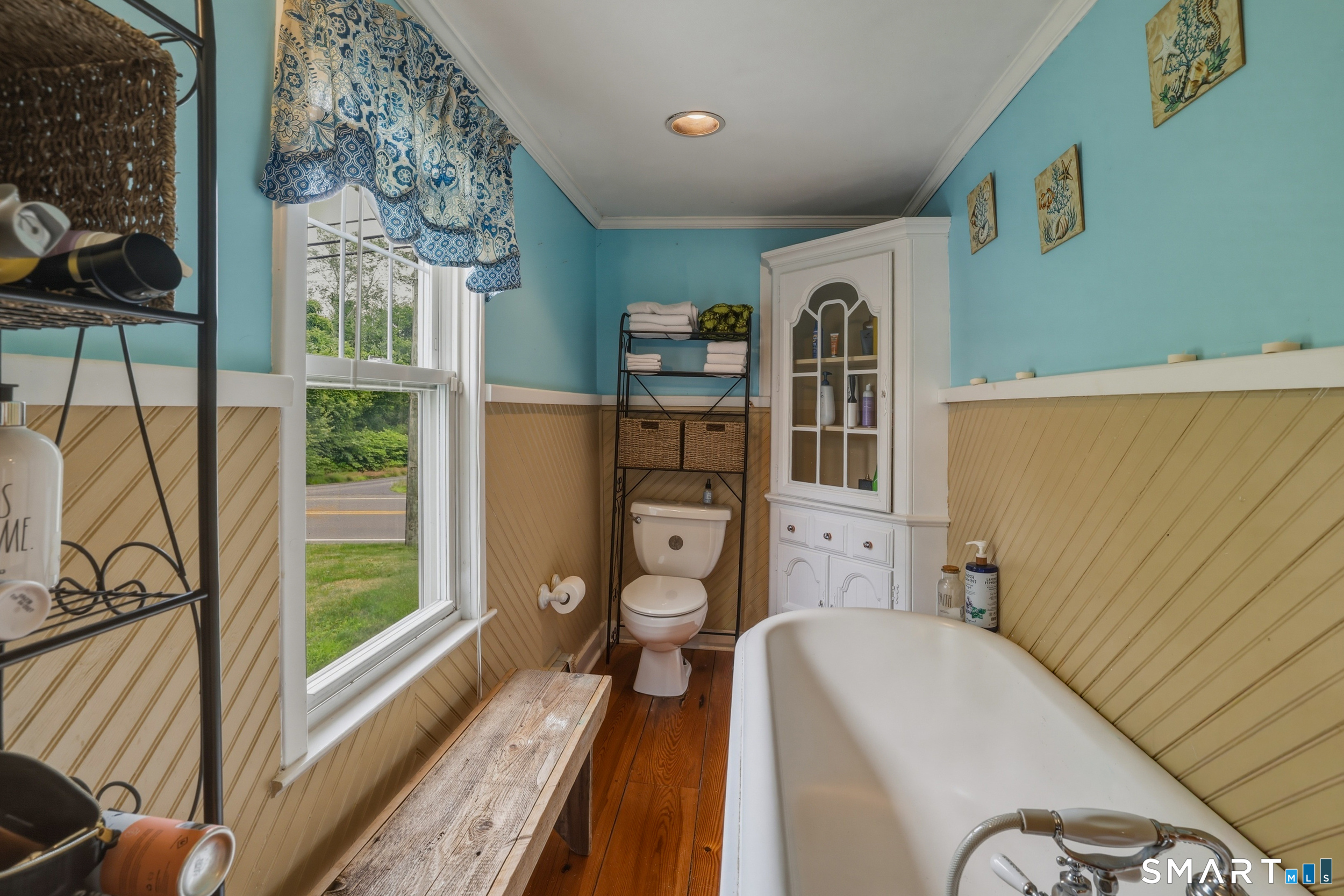 161 Leetes Island Road Branford, CT 06405 - Photo 17 of 39 Gallery Image 17