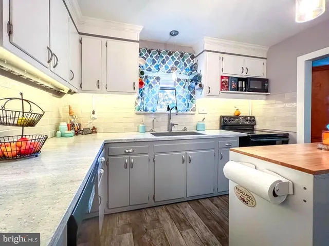 $464,900 | 1202 Clinton Avenue, Bensalem, PA 19020