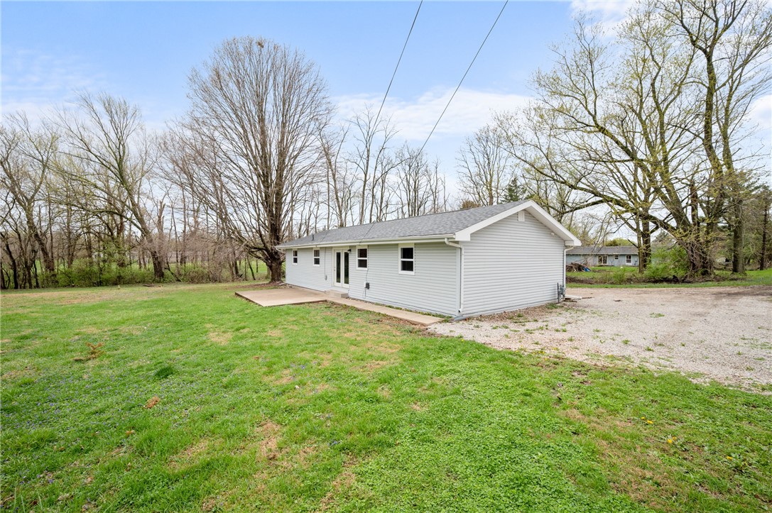 607 South Walnut Street Georgetown, IL 61846 - Photo 28 of 29