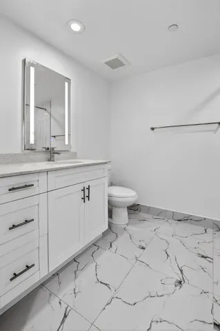 $3,250 | 350 West Hidden Valley Boulevard, Unit 102, Boca Raton, FL 33487