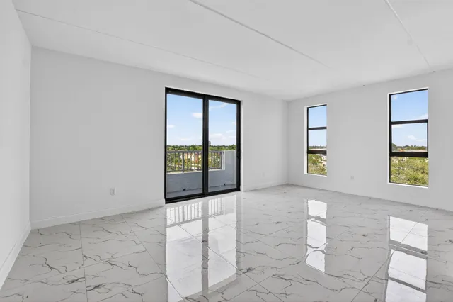 $3,250 | 350 West Hidden Valley Boulevard, Unit 102, Boca Raton, FL 33487