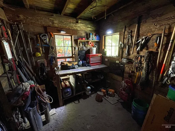 $975,000 | 3869 Salmon River Road, Riggins, ID 83549