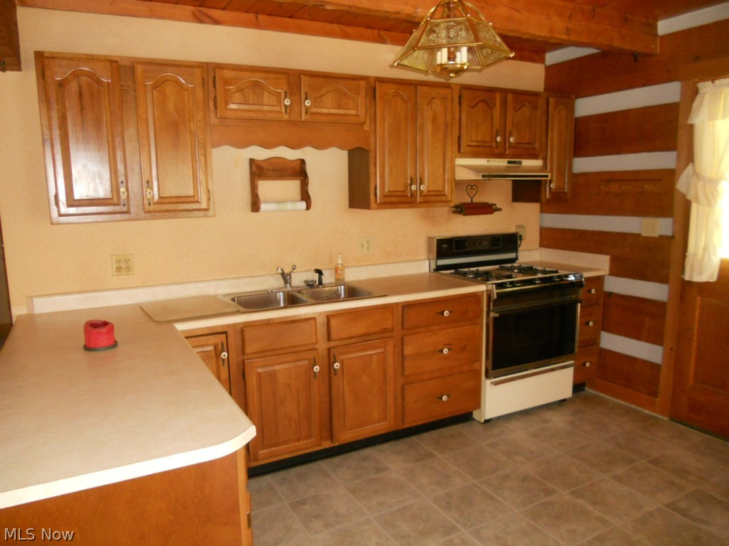 4691 Ceramic Road Crooksville, OH 43731 - Photo 4 of 11 Gallery Image 4