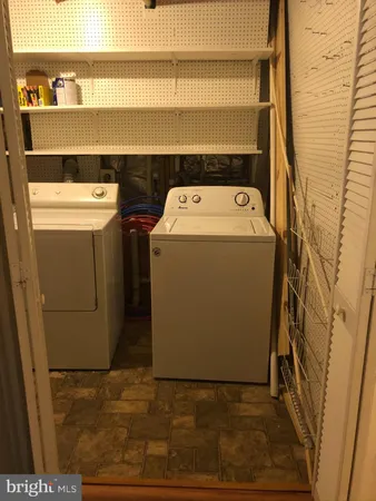 $2,200 | 42861 Genuine Reward Court, Ashburn, VA 20147