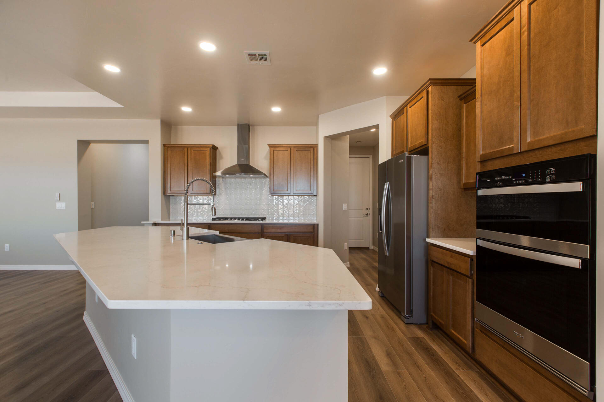 6929 Archer Road Northeast Rio Rancho, NM 87144 - Photo 7 of 27 Gallery Image 7