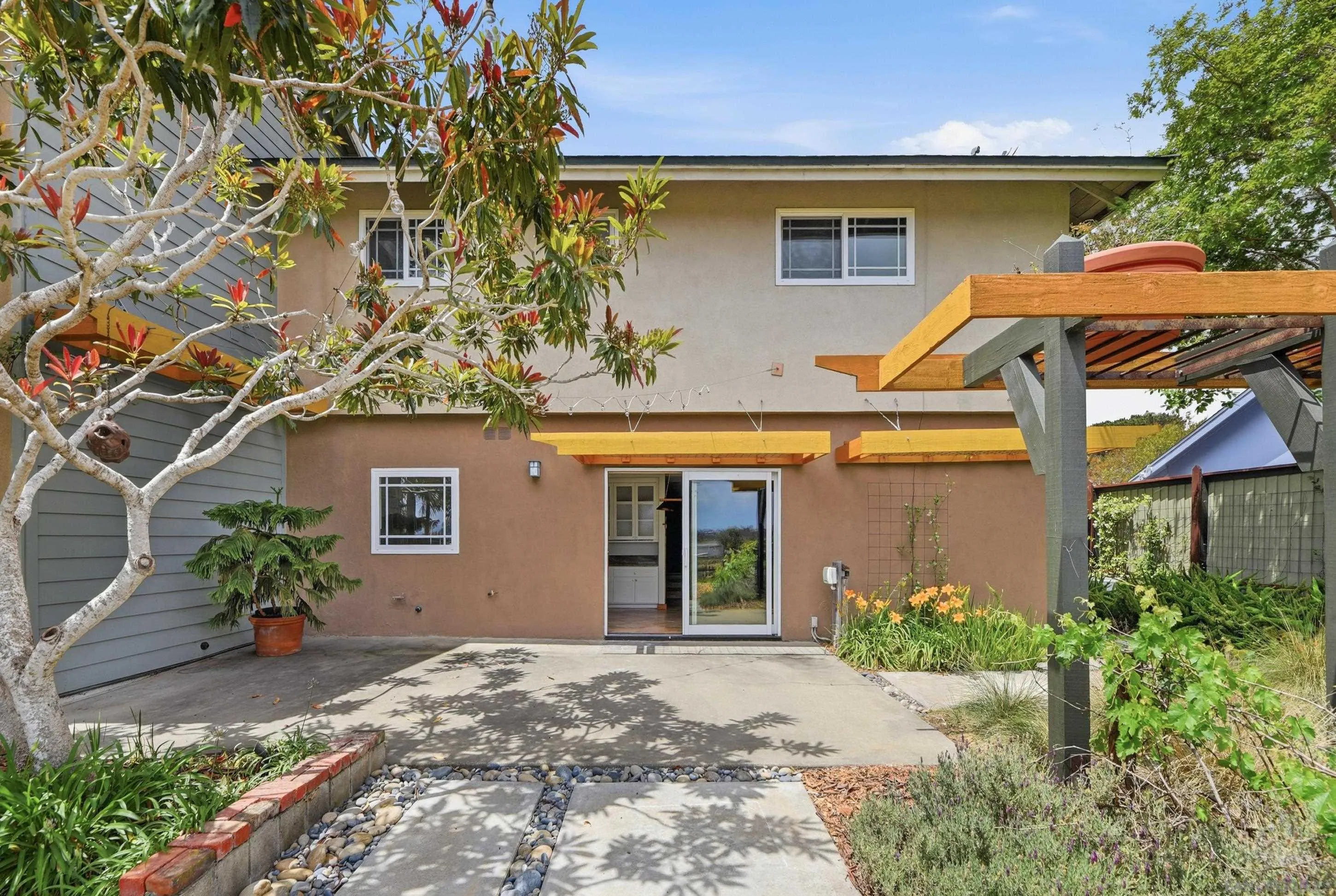 2275-77 Cameo Road Carlsbad, CA 92008 - Photo 34 of 60