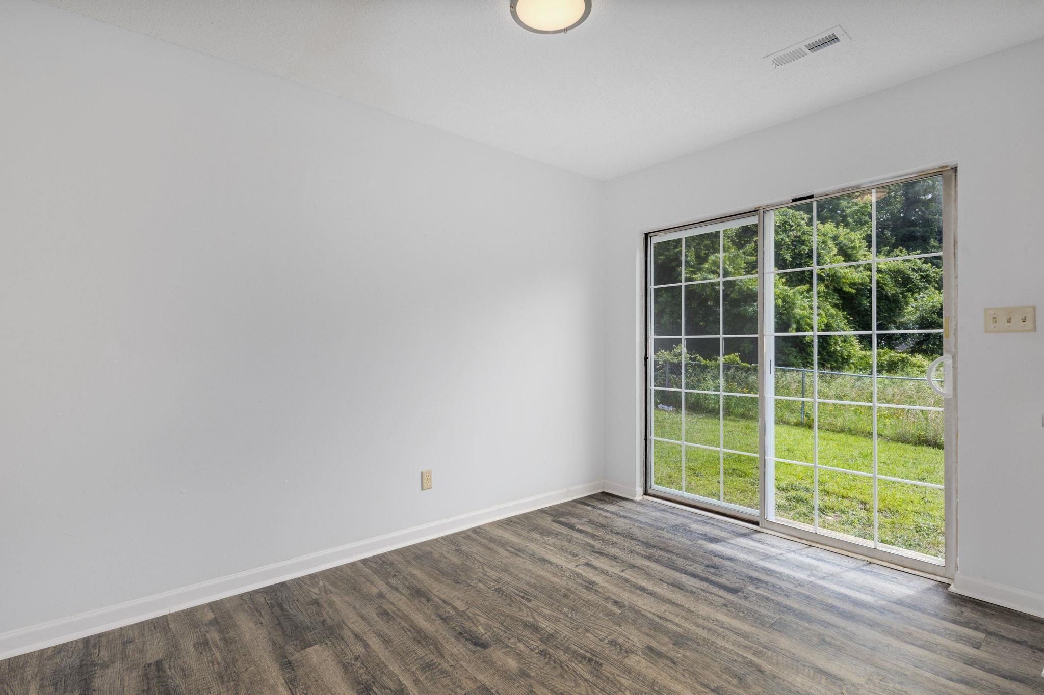 7573 Lone Oak Road Spartanburg, SC 29303 - Photo 8 of 26 Gallery Image 8