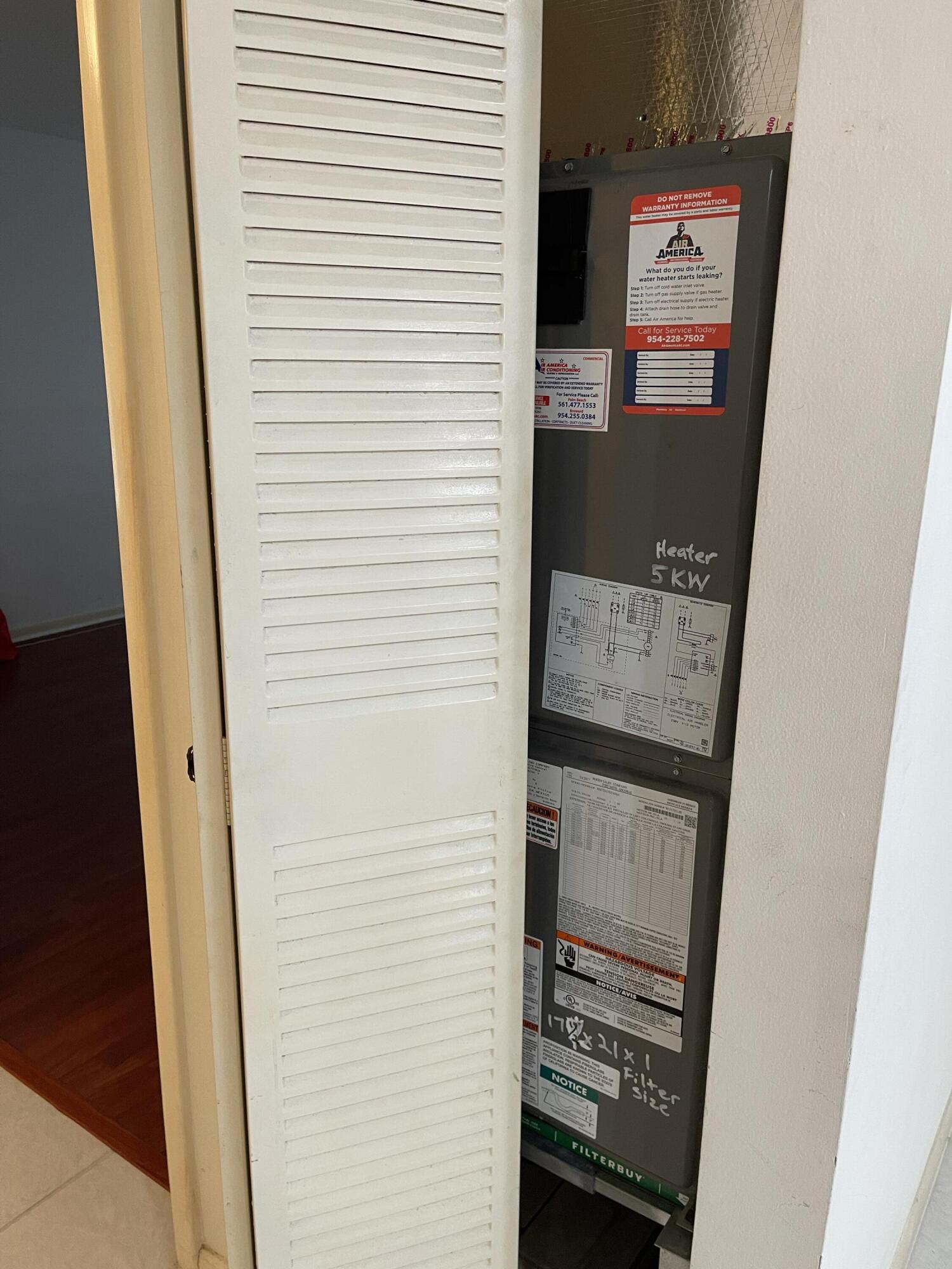 4530 Northwest 2nd Street, Unit D Delray Beach, FL 33445 - Photo 16 of 31 a view of an entryway with wooden floor