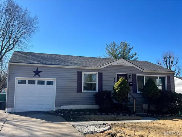 $1,290 | 1030 Addison Drive, St. Louis, MO 63137