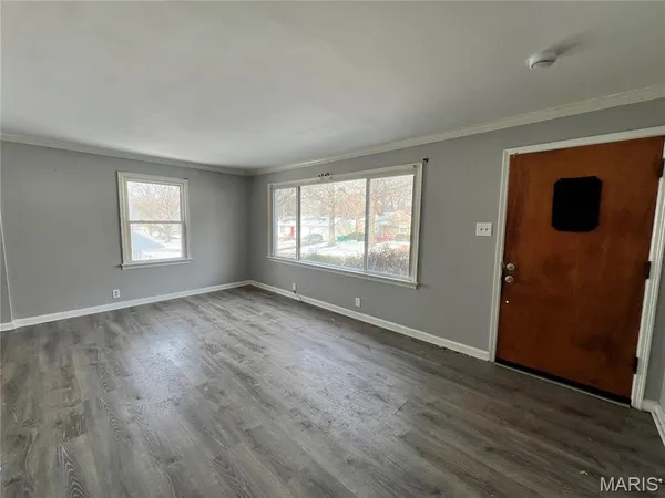 $1,290 | 1030 Addison Drive, St. Louis, MO 63137