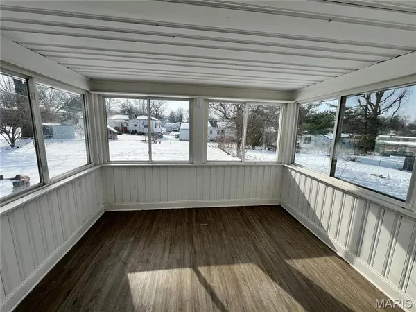 $1,290 | 1030 Addison Drive, St. Louis, MO 63137