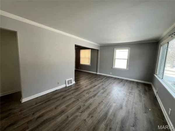 $1,290 | 1030 Addison Drive, St. Louis, MO 63137