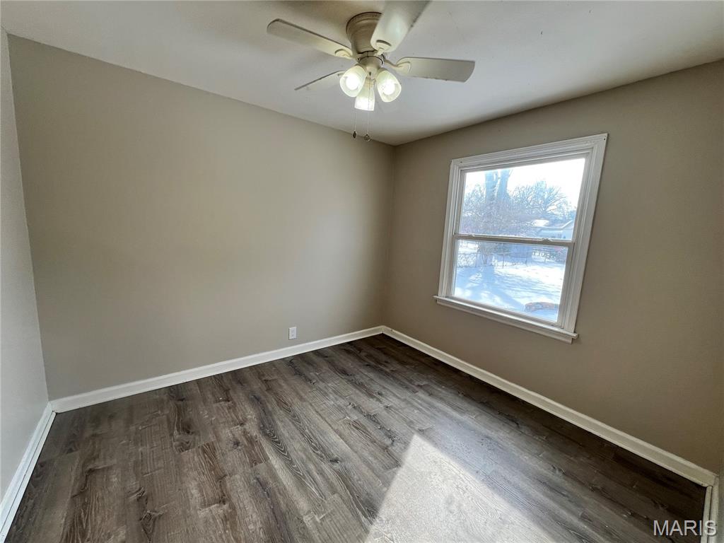 1030 Addison Drive St. Louis, MO 63137 - Photo 5 of 16