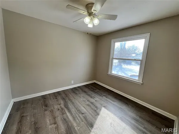 $1,290 | 1030 Addison Drive, St. Louis, MO 63137