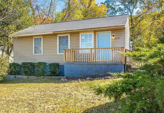 $1,400 | 2310 North Chamberlain Avenue, Chattanooga, TN 37406