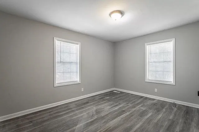 $1,400 | 2310 North Chamberlain Avenue, Chattanooga, TN 37406