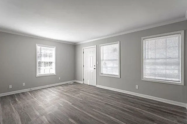 $1,400 | 2310 North Chamberlain Avenue, Chattanooga, TN 37406