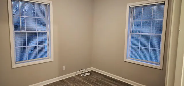 $1,400 | 2310 North Chamberlain Avenue, Chattanooga, TN 37406