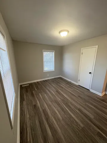 $1,400 | 2310 North Chamberlain Avenue, Chattanooga, TN 37406