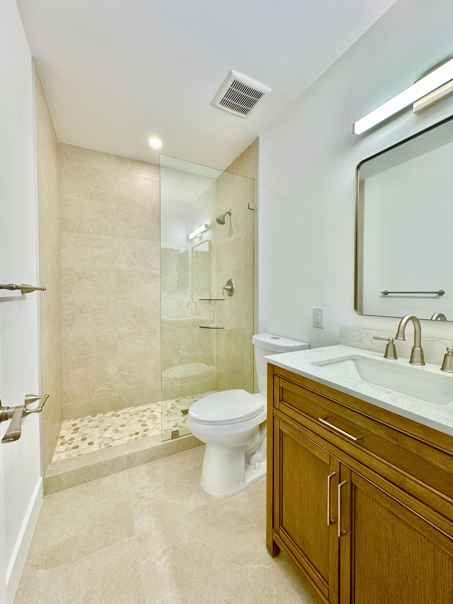 140 Northwest 70th Street, Unit 2030 Boca Raton, FL 33487 - Photo 18 of 53 IMG_8254