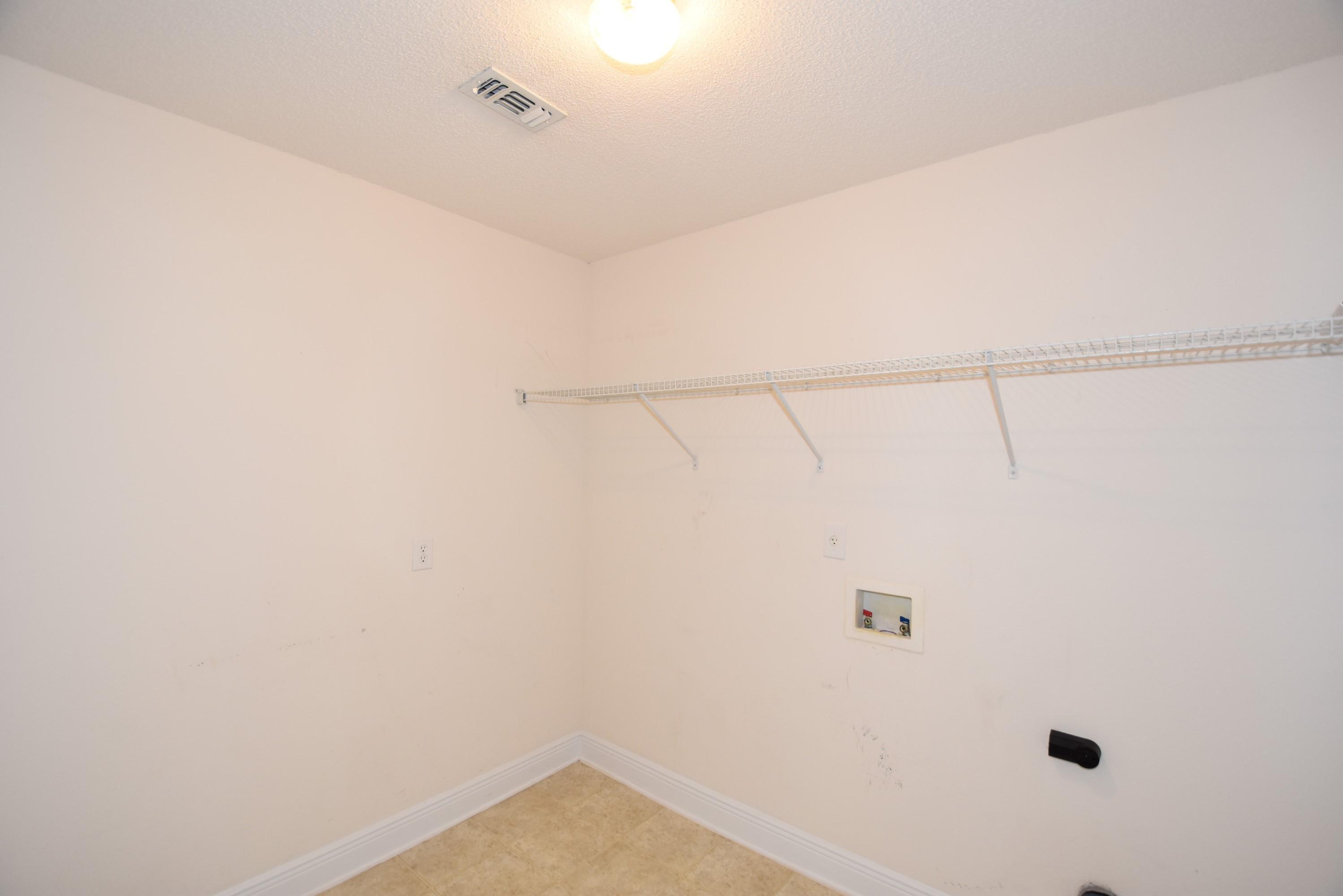 404 Swift Fox Run Crestview, FL 32536 - Photo 28 of 37 a view of a small space