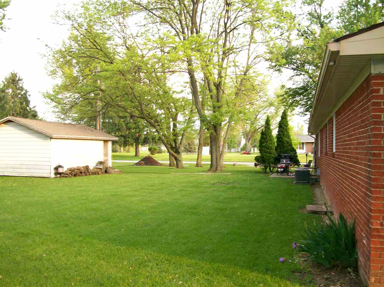 15033 Bluffton Road Fort Wayne, IN 46819 - Photo 8 of 12
