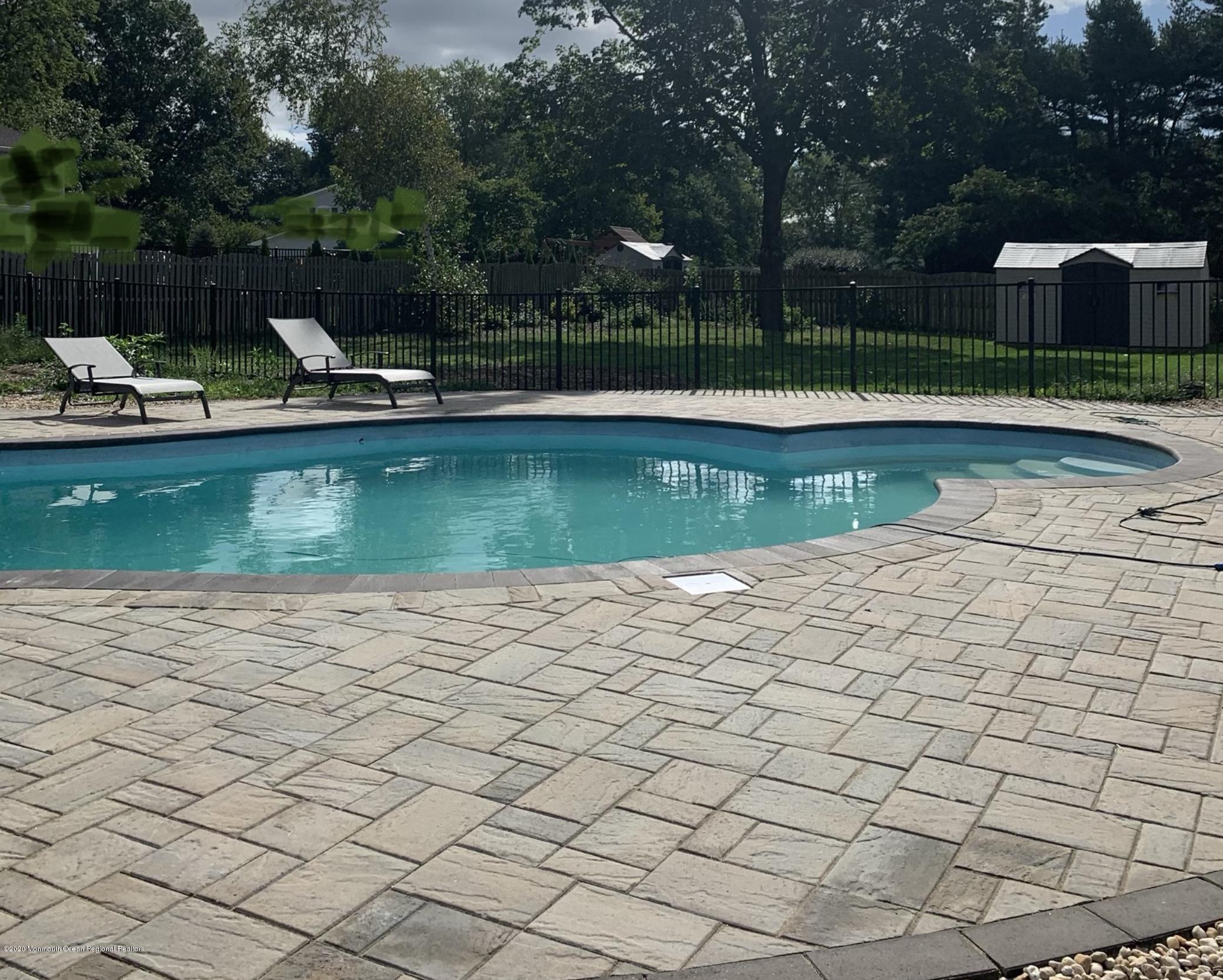 406 Stillwells Corner Road Freehold, NJ 07728 - Photo 19 of 28 9EF11995-8379-45AD-8631-0BA94F00590B