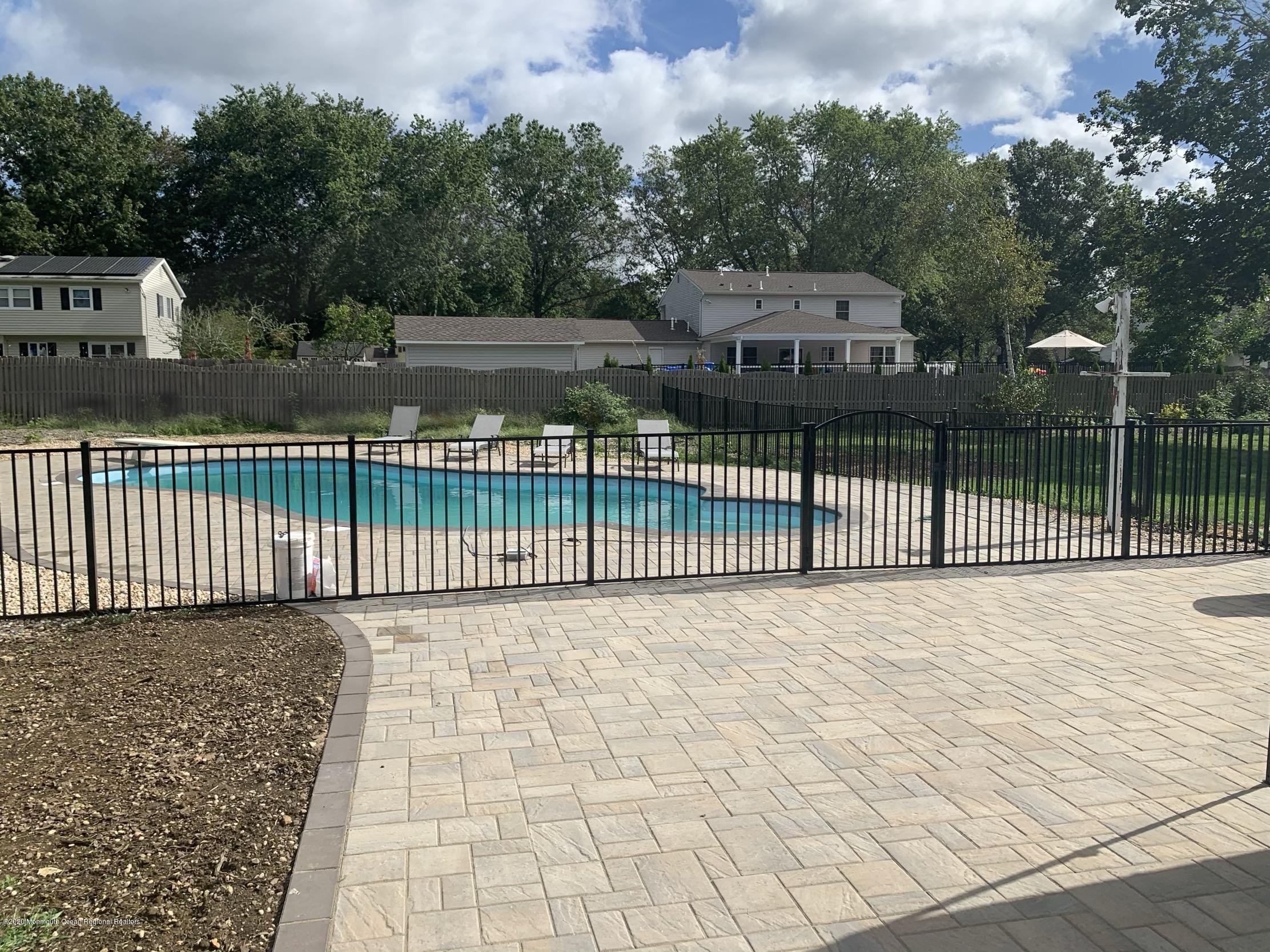 406 Stillwells Corner Road Freehold, NJ 07728 - Photo 21 of 28 97EE7466-8AF7-44DF-8B06-DA62F01C14C1