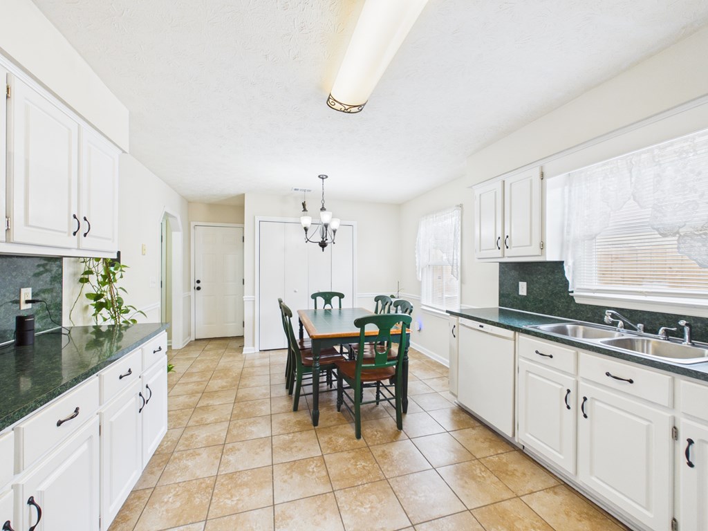 2971 Poppy Seed Loop Columbus, GA 31907 - Photo 5 of 22 Gallery Image 5