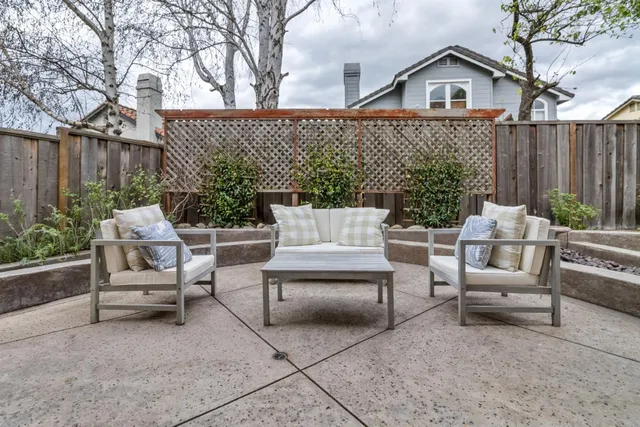 $1,050,000 | 17669 River Run Road, Salinas, CA 93908