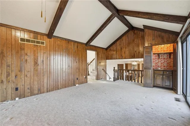 $365,000 | 12824 West 82nd Street, Lenexa, KS 66215