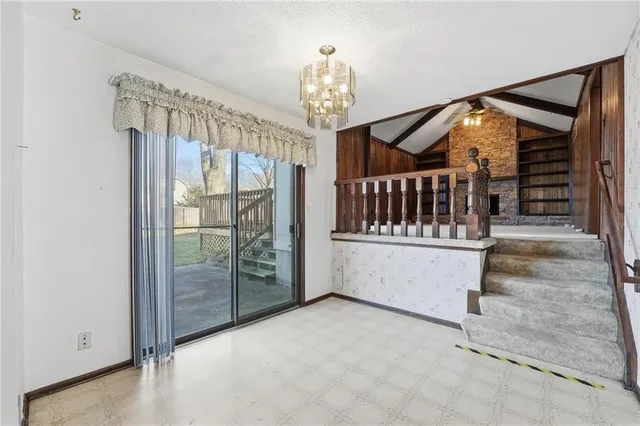 $365,000 | 12824 West 82nd Street, Lenexa, KS 66215