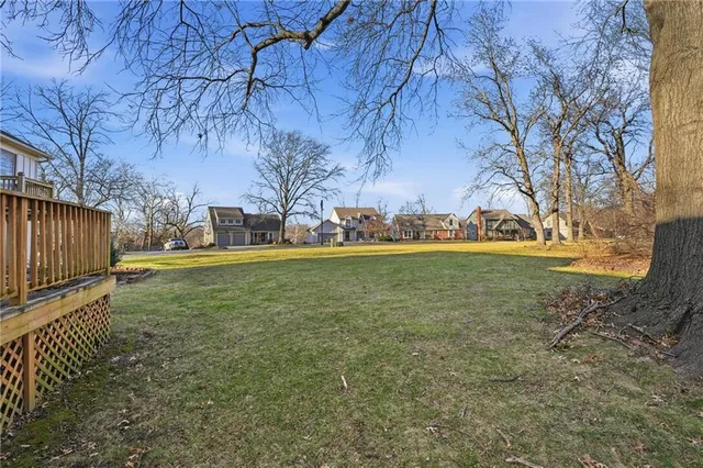 $365,000 | 12824 West 82nd Street, Lenexa, KS 66215