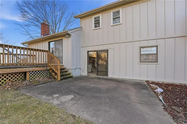 $365,000 | 12824 West 82nd Street, Lenexa, KS 66215