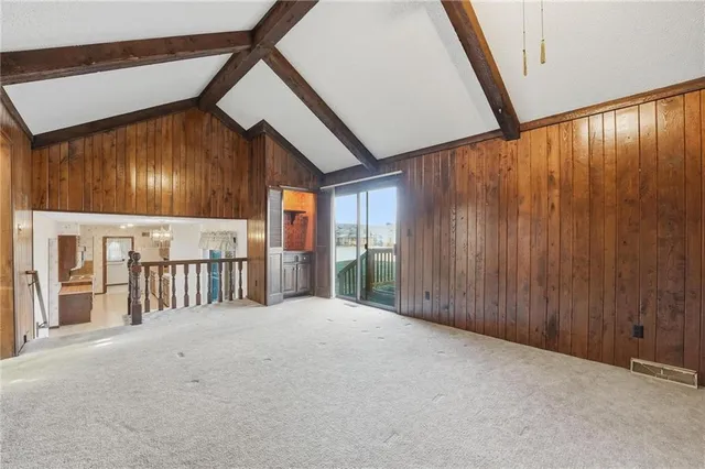 $365,000 | 12824 West 82nd Street, Lenexa, KS 66215