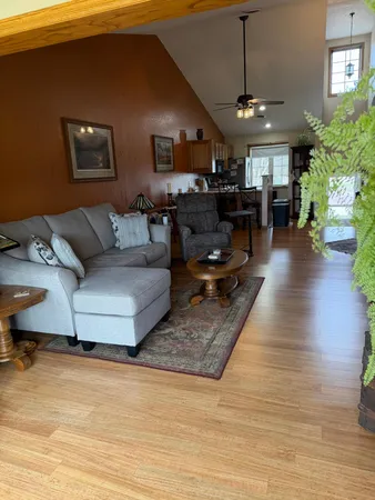 $159,900 | 924 South Gould Street, Redwood Falls, MN 56283
