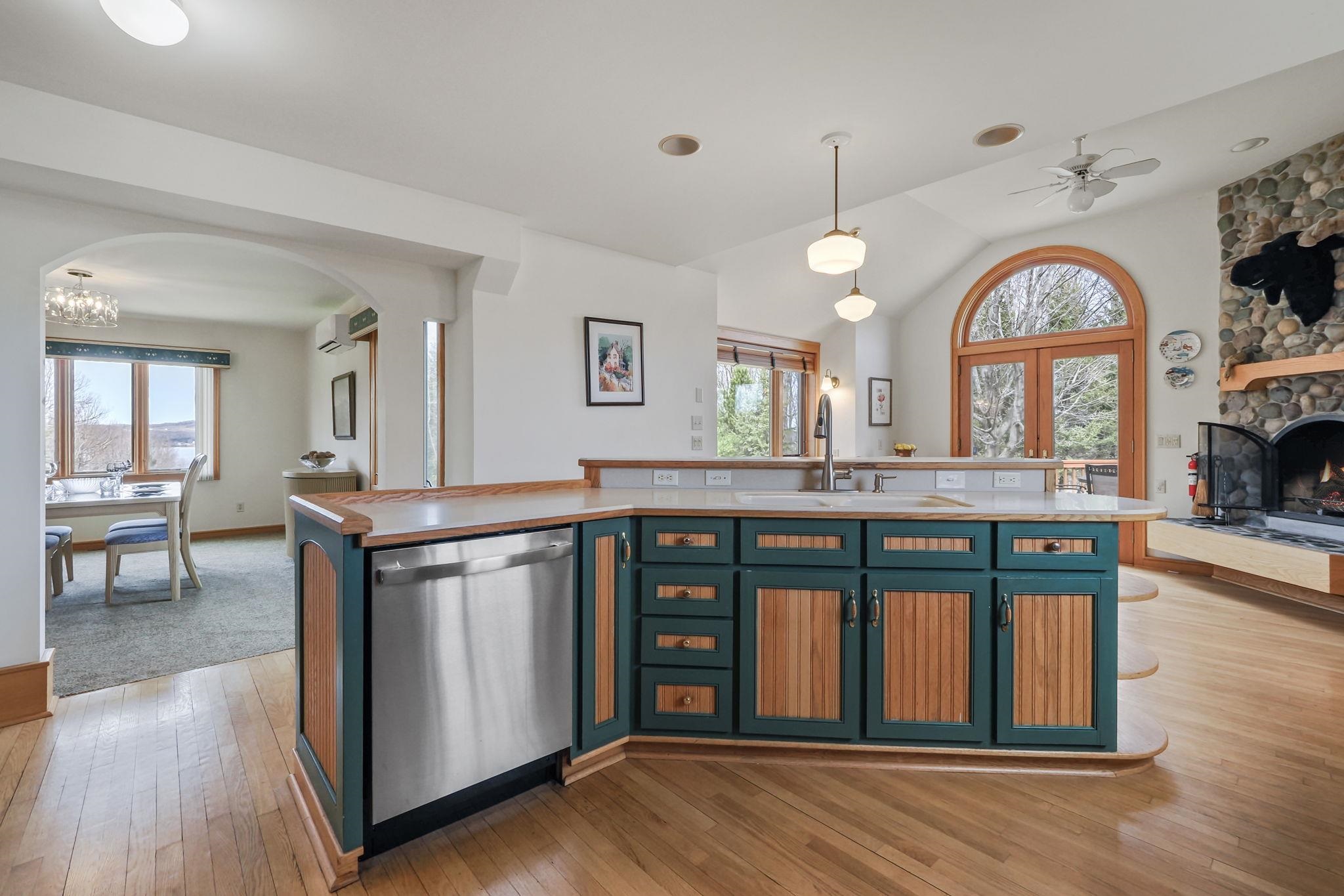 470 South Donnybrook Road Suttons Bay, MI 49682 - Photo 11 of 64