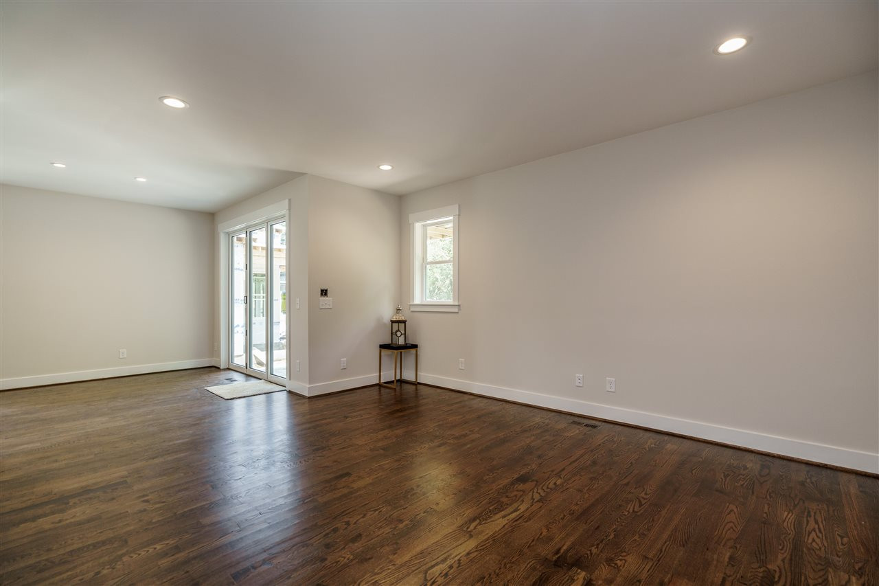 209 East Lee Street Raleigh, NC 27601 - Photo 7 of 11 Photo 7