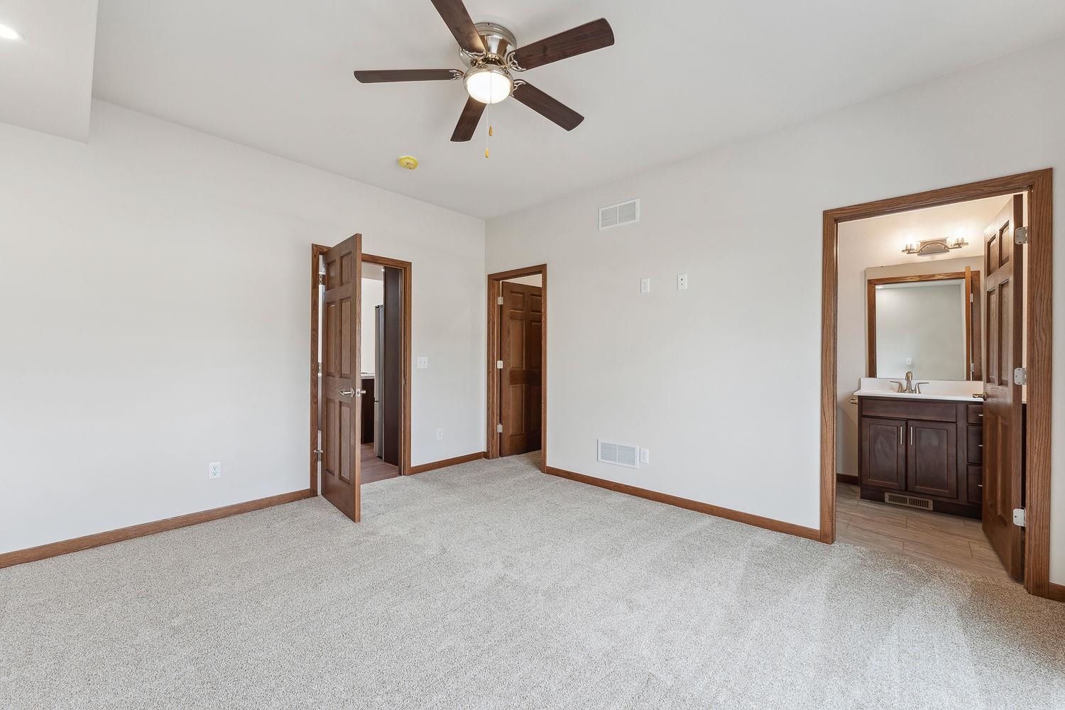 226 South Dewey Reedsburg, WI 53959 - Photo 15 of 46 Gallery Image 15