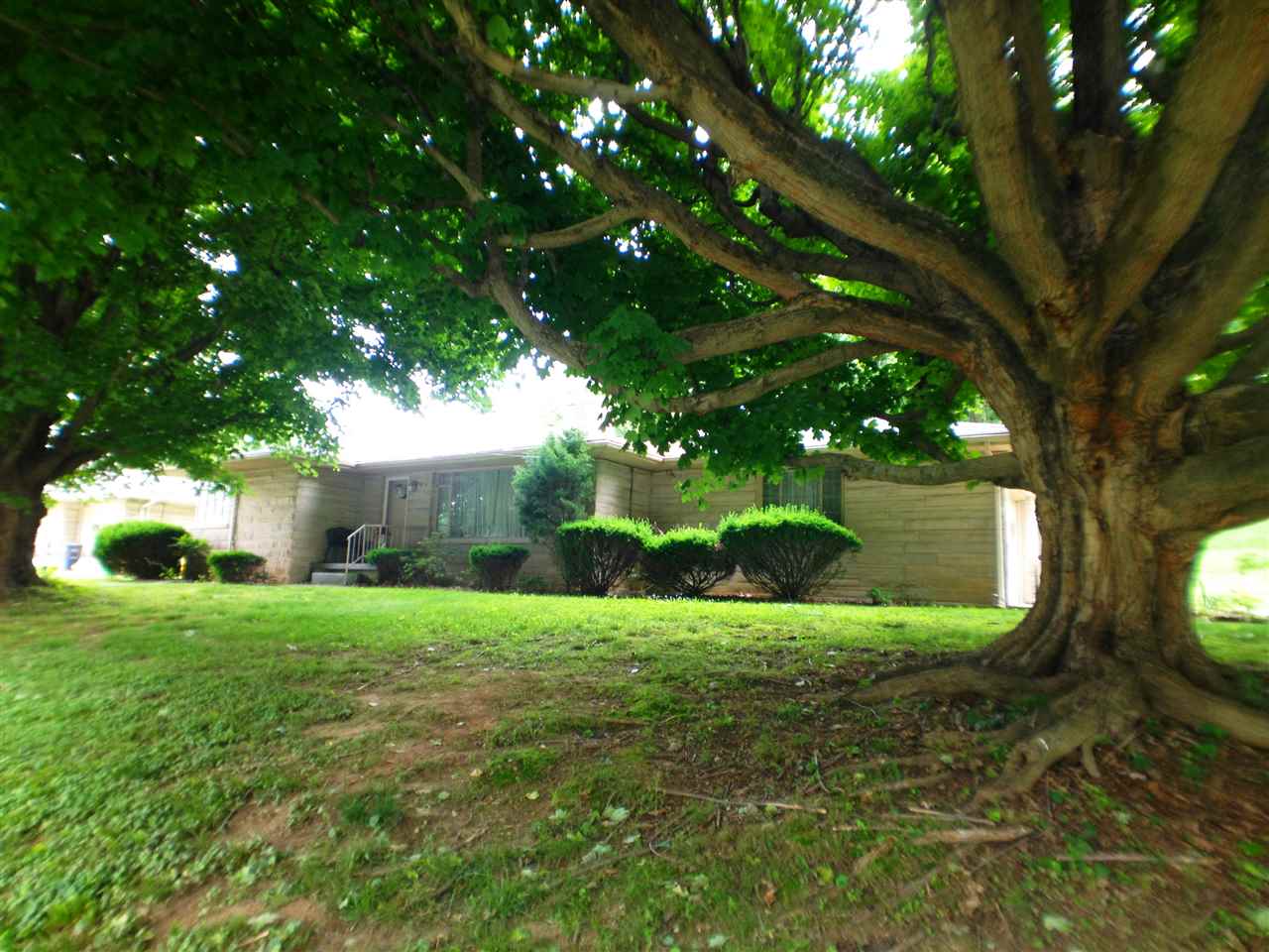 1301 South Red Bank Road Evansville, IN 47712 - Photo 34 of 35 Gallery Image 34