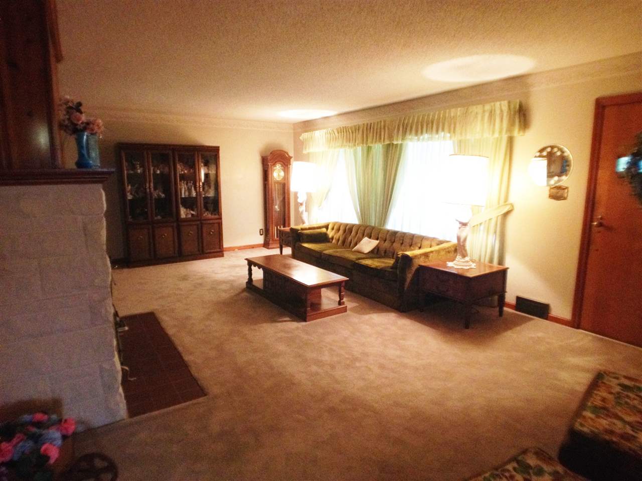 1301 South Red Bank Road Evansville, IN 47712 - Photo 7 of 35 Gallery Image 7