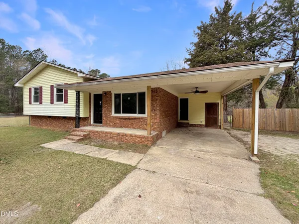 $176,000 | 1181 McNeil Street, Spring Lake, NC 28390