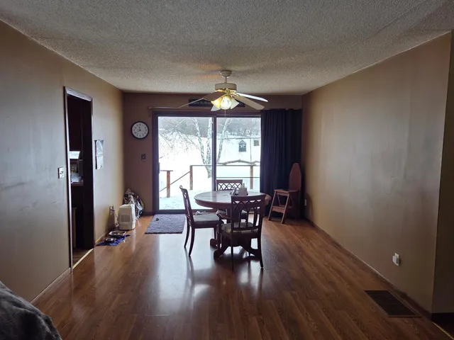 $279,900 | 306 South Burr Oak Street, Rushford, MN 55971