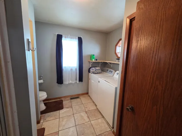 $279,900 | 306 South Burr Oak Street, Rushford, MN 55971