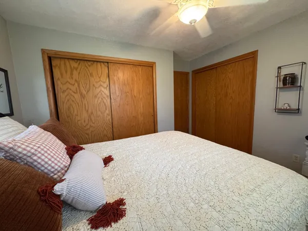 $275,000 | 906 Willow Street, Marshall, MN 56258